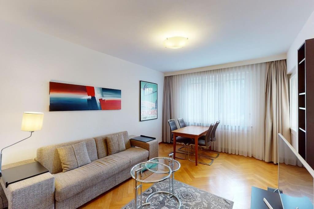 Executive 1 Bedroom Flat, City Center Zúrich Exterior foto